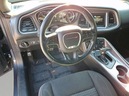 Certified 2019 Dodge Challenger SXT image 12