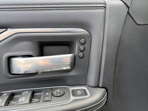 Used 2022 RAM 2500 Laramie image 30