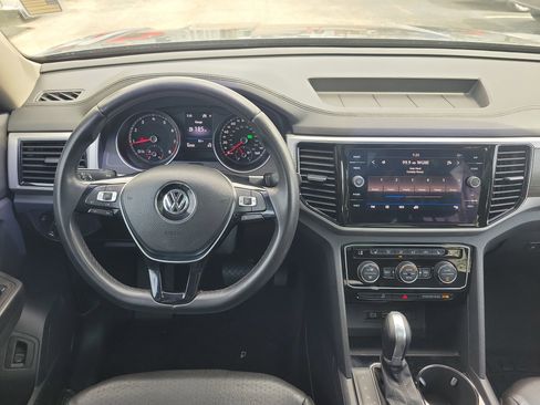 Used 2018 Volkswagen Atlas SEL FWD image 18