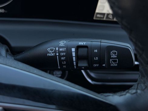 Used 2024 Kia Seltos S image 19