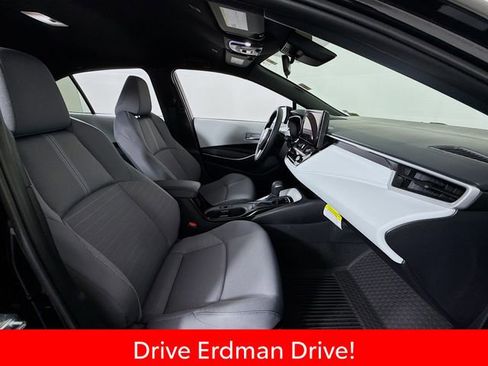 Certified 2025 Toyota Corolla SE image 25