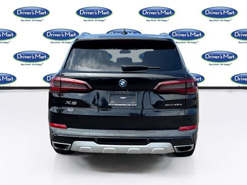 Used 2022 BMW X5 xDrive45e w/ Parking Assistance Package image 6