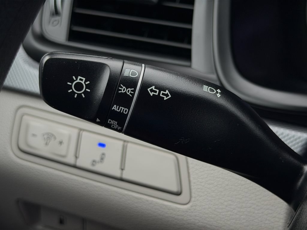 Used 2019 Hyundai Sonata ECO FWD image 31