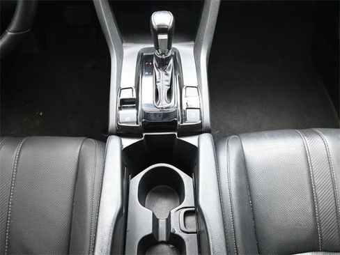 Used 2017 Honda Civic EX-L image 23
