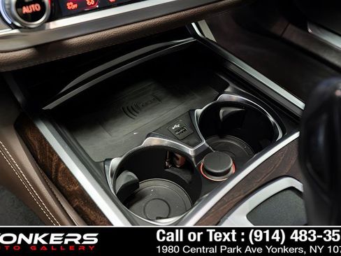 Used 2020 BMW 740i w/ M Sport Package RWD image 37