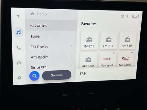 Used 2025 Toyota Corolla XLE image 16