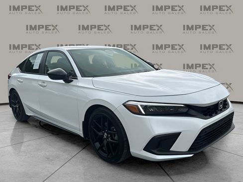 Used 2024 Honda Civic Sport image 7