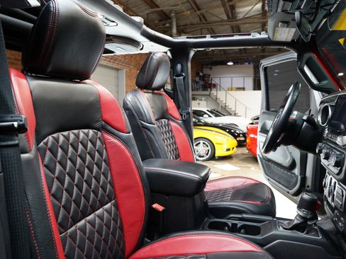 Used 2020 Jeep Gladiator Sport w/ Quick Order Package 24S image 81