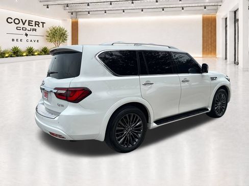 Used 2023 INFINITI QX80 Sensory w/ Cargo Package AWD/4WD image 11