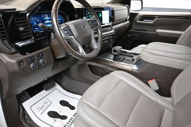 Used 2023 Chevrolet Silverado 1500 RST AWD/4WD image 8