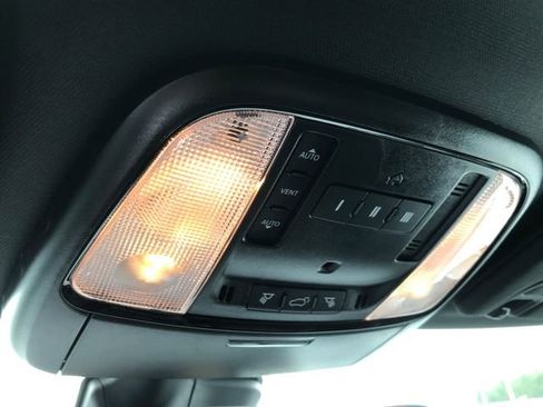 Used 2025 Dodge Durango R/T image 10