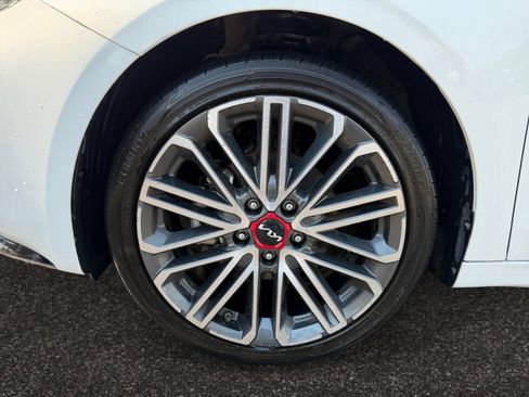 Used 2019 Kia Forte LXS FWD image 14