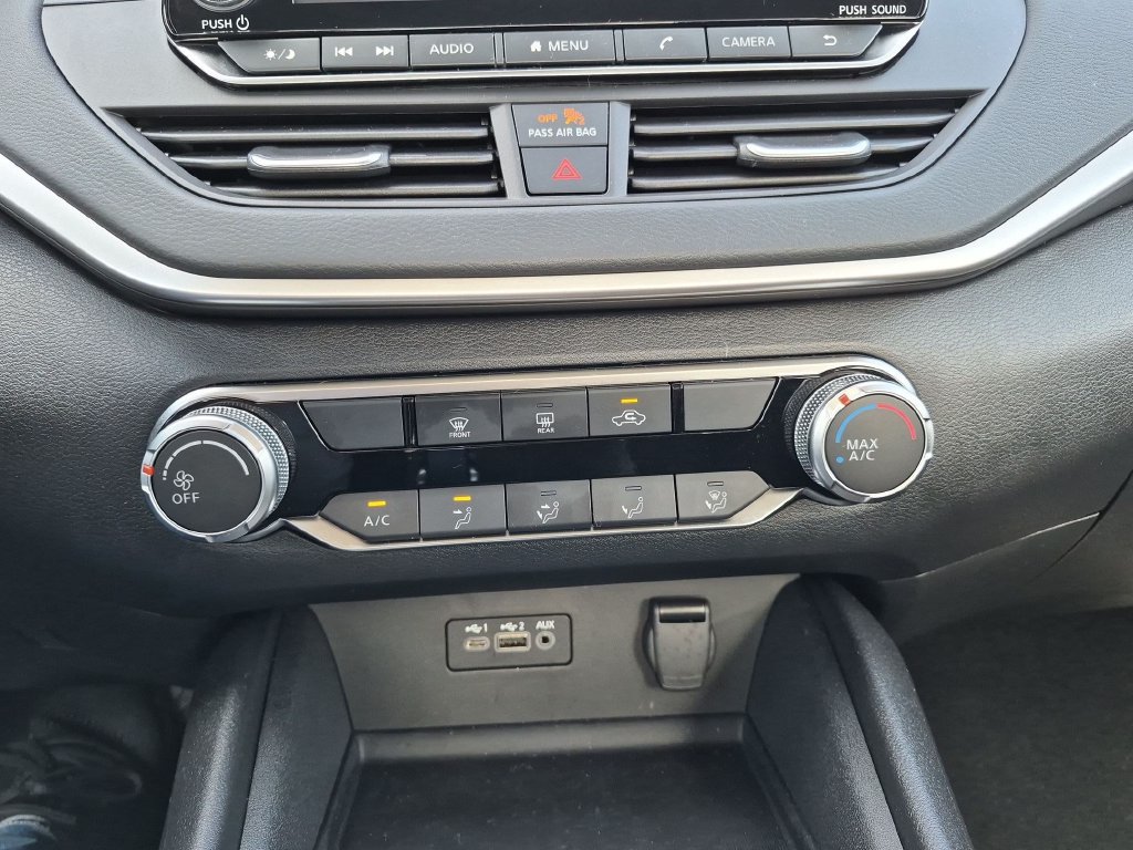 Used 2025 Nissan Altima 2.5 S FWD image 19