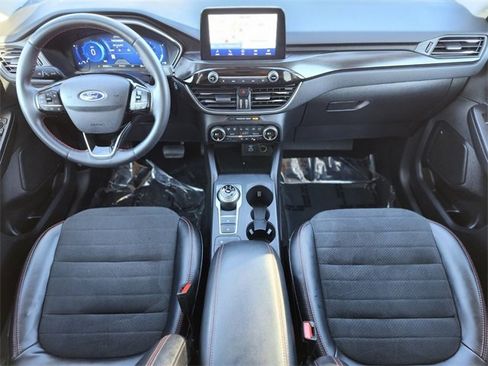 Certified 2021 Ford Escape SEL w/ SEL Stealth AWD Package image 12