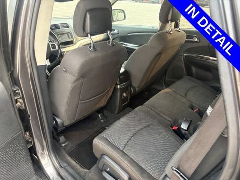 Used 2017 Dodge Journey SE w/ Flexible Seating Group FWD image 38