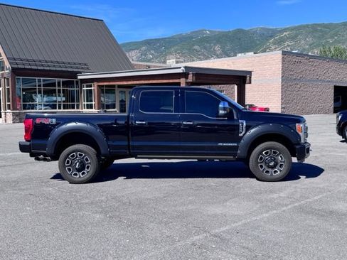 Used 2019 Ford F350 Platinum w/ Platinum Ultimate Package AWD/4WD image 2