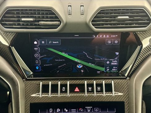 Used 2024 Lamborghini Urus Performante AWD/4WD image 13