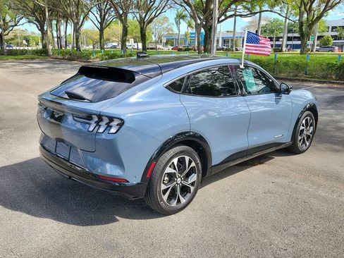 Used 2023 Ford Mustang Mach-E Premium image 7