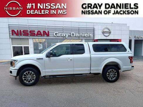 Used 2020 Ford F150 XLT w/ Equipment Group 302A Luxury AWD/4WD image 4