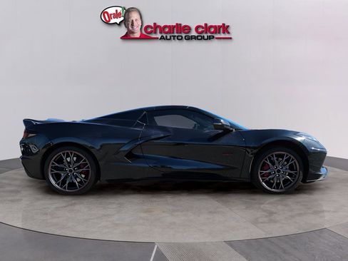 Used 2023 Chevrolet Corvette Stingray Premium Conv w/ Z51 Performance Package image 6