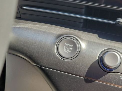 New 2026 Hyundai Kona SE FWD image 10
