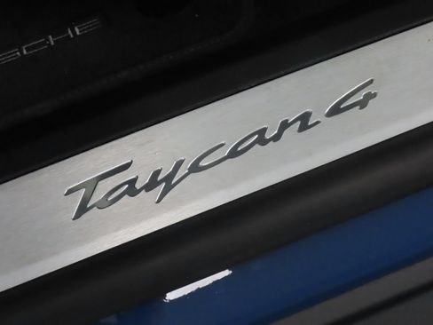 Used 2026 Porsche Taycan AWD/4WD image 40