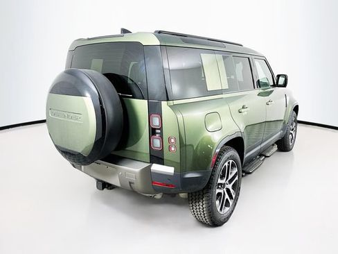 Used 2026 Land Rover Defender 110 S AWD/4WD image 5
