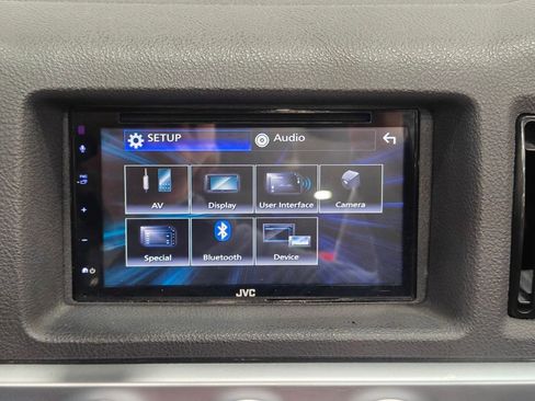 Used 2003 Chevrolet SSR w/ Preferred Equipment Group RWD image 36