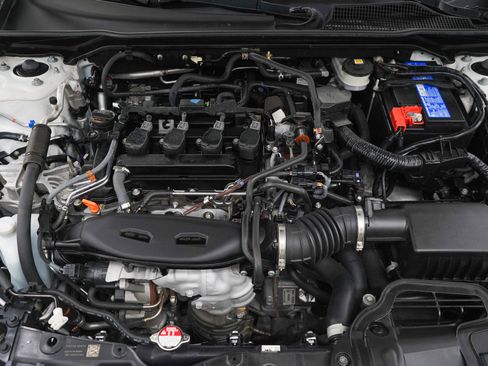 Used 2023 Honda Civic Touring image 28