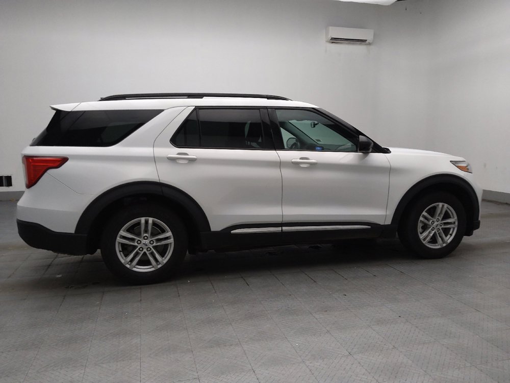 Used 2021 Ford Explorer XLT w/ Equipment Group 202A RWD image 10
