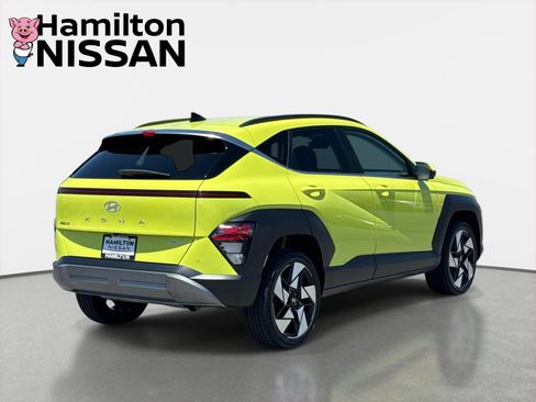 Used 2024 Hyundai Kona Limited AWD/4WD image 2