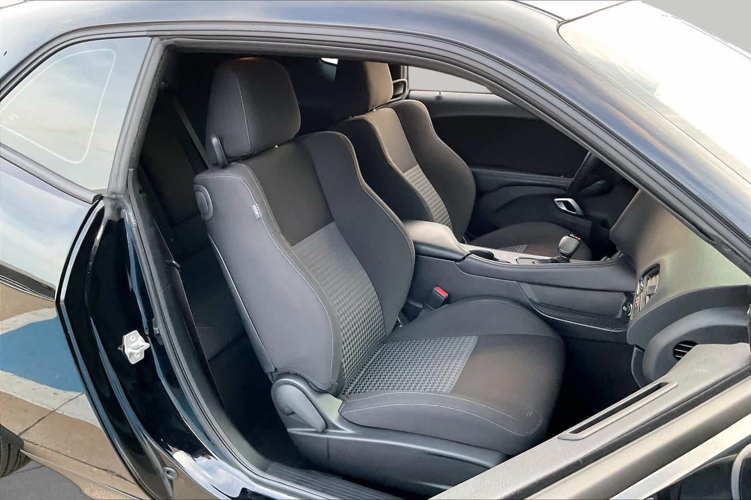 Used 2023 Dodge Challenger R/T Scat Pack RWD image 10