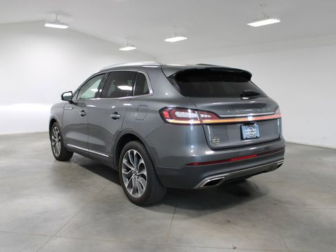 Used 2022 Lincoln Nautilus Reserve FWD image 7