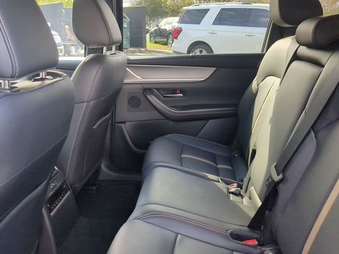 Certified 2025 MAZDA CX-70 3.3 Turbo S w/ Premium Package image 11