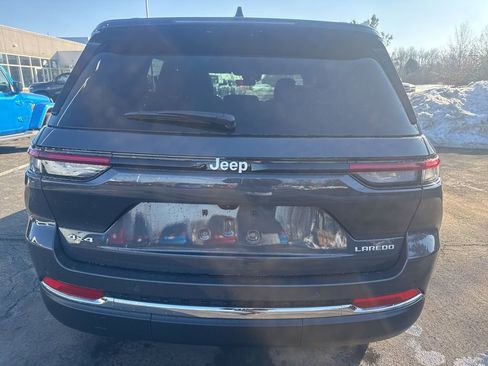 New 2026 Jeep Grand Cherokee Laredo X AWD/4WD image 4