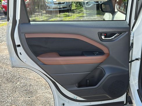 Certified 2025 Subaru Forester Touring AWD/4WD image 21