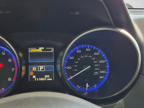 Used 2015 Subaru Legacy 2.5i Premium AWD/4WD image 9