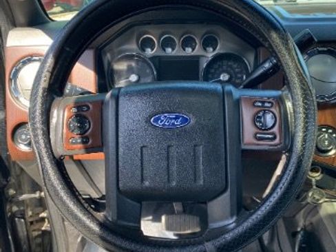 Used 2012 Ford F250 Lariat w/ Lariat Ultimate Pkg AWD/4WD image 16
