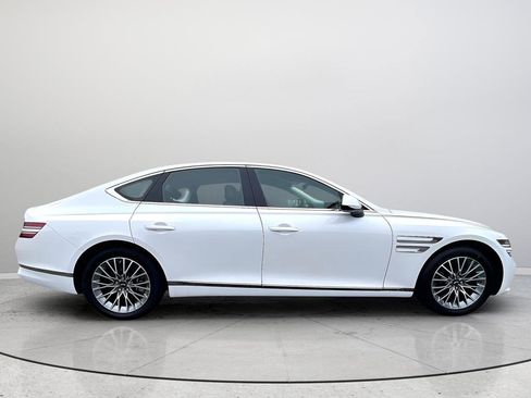 Used 2023 Genesis G80 2.5T image 11