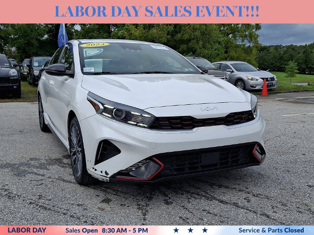 Used 2023 Kia Forte GT-Line w/ GT-Line Premium Package FWD image 2