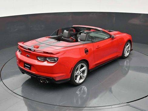 Used 2023 Chevrolet Camaro SS RWD image 33