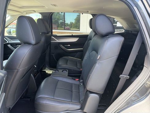 Used 2024 MAZDA CX-90 3.3 Turbo w/ Preferred Plus AWD/4WD image 5