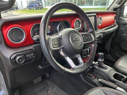 Used 2021 Jeep Wrangler Rubicon image 2