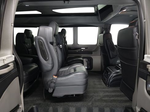Used 2026 Chevrolet Express 2500 Extended w/ Driver Convenience Package RWD image 23