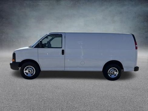 Used 2015 GMC Savana 3500 RWD image 11