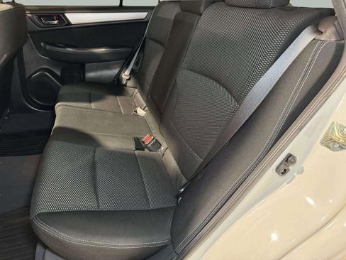 Used 2017 Subaru Outback 2.5i Premium image 23
