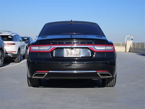 Used 2019 Lincoln Continental Select image 6