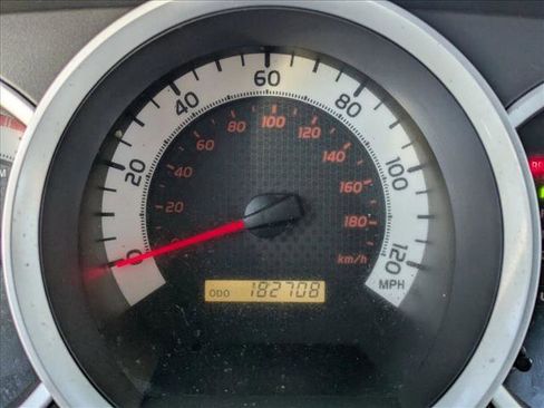 Used 2014 Toyota Tacoma PreRunner image 11