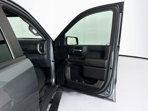 Used 2021 Chevrolet Silverado 1500 LT w/ LPO, Liner Protection Package AWD/4WD image 29