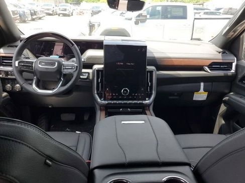 New 2026 GMC Yukon Denali AWD/4WD image 12